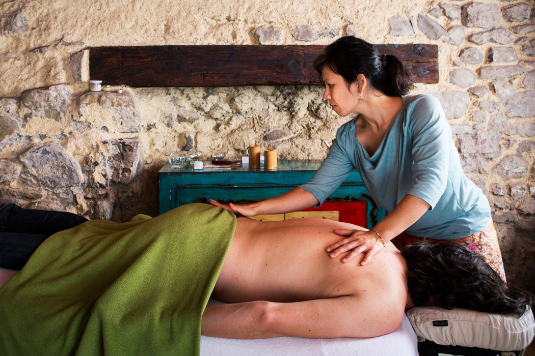 toucher-l-essence-soins-energetique-tuina-lutry tuina-massage-chinois-lutry-lausanne